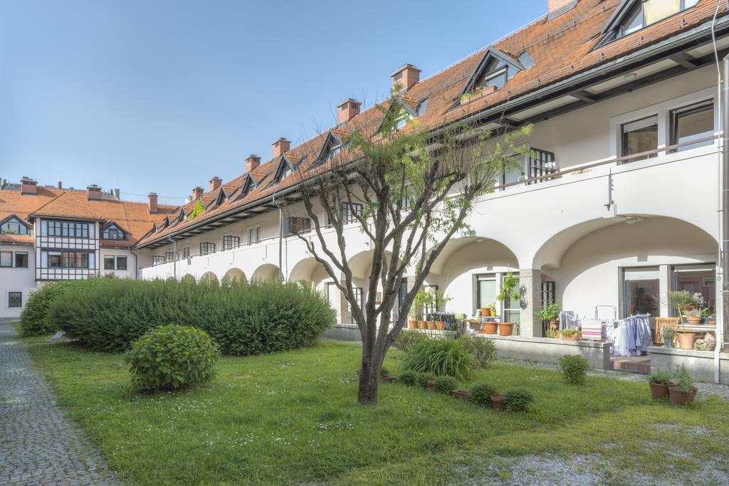 Apartments Fine Ziherlova Liubliana Habitación foto